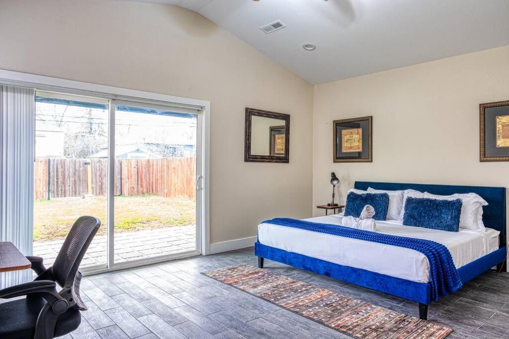 Вилла 4Br Victorian Walk To Uc Davis & Shriner Med Cen Сакраменто Экстерьер фото
